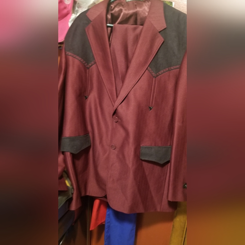 Suit
